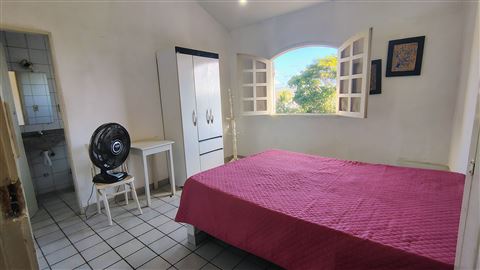 Outro ângulo do quarto de casal
