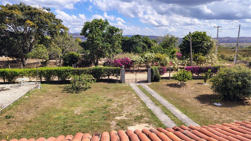 Jardim e acesso à propriedade